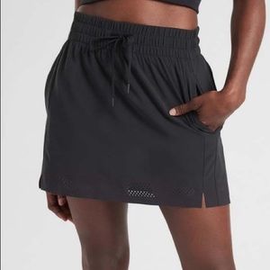 Athleta Black Baja Skort Size 2